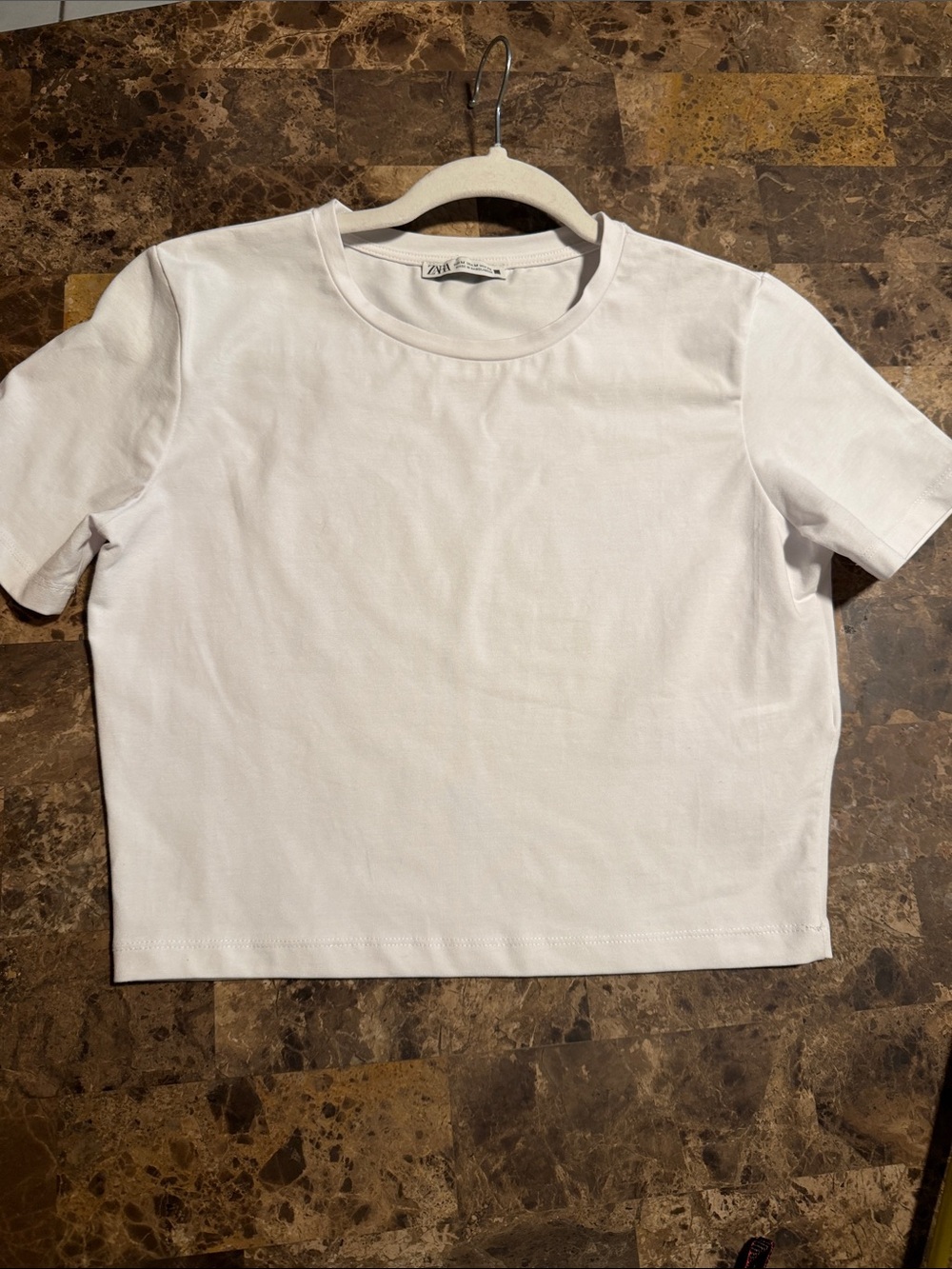Zara White Cropped Crewneck Tee